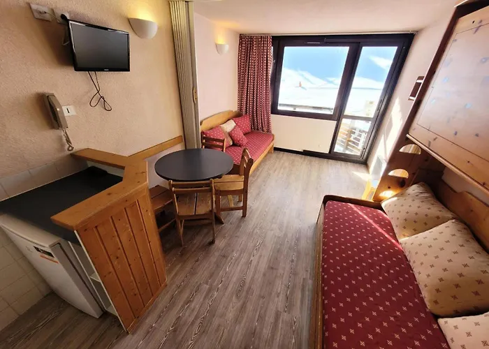 Chamois - Divisible De 26m² Au Pied Des Pistes Mae-3504 *